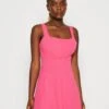 Wal G Indi Square Neck Skater - Jerseyjurk - Fuchsia