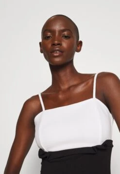 Janya - Jurk - Black/White -Wal G 1053911c91b14c31a16c70089da65450