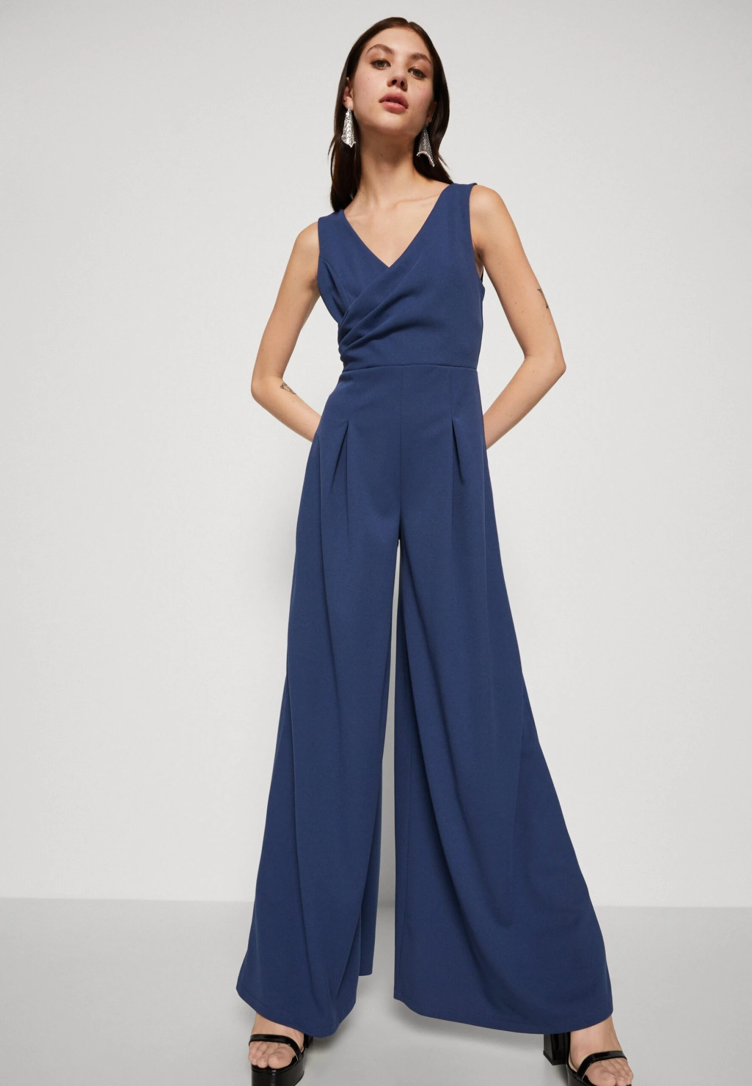 Wal G Sabrina Wide Leg - Jumpsuit - Denim Blue 4 Wal G Sabrina Wide Leg - Jumpsuit - Denim Blue - Afbeelding 4