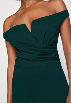 Kai Off The Shoulder Maxi Dress - Galajurk - Forest Green -Wal G 18d869649a0349629e36658f43daffc1