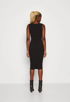 Wal G Brody Curve Neck Midi - Etui-Jurk - Black -Wal G 1b2e8c5dfa724b66a91c41413b51f687