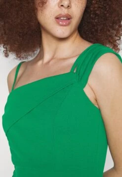 Wal G Revra One Shoulder Midi Dress - Cocktailjurk - Leaf Green -Wal G 26a29c6d04c840a0b710443e58bdda50