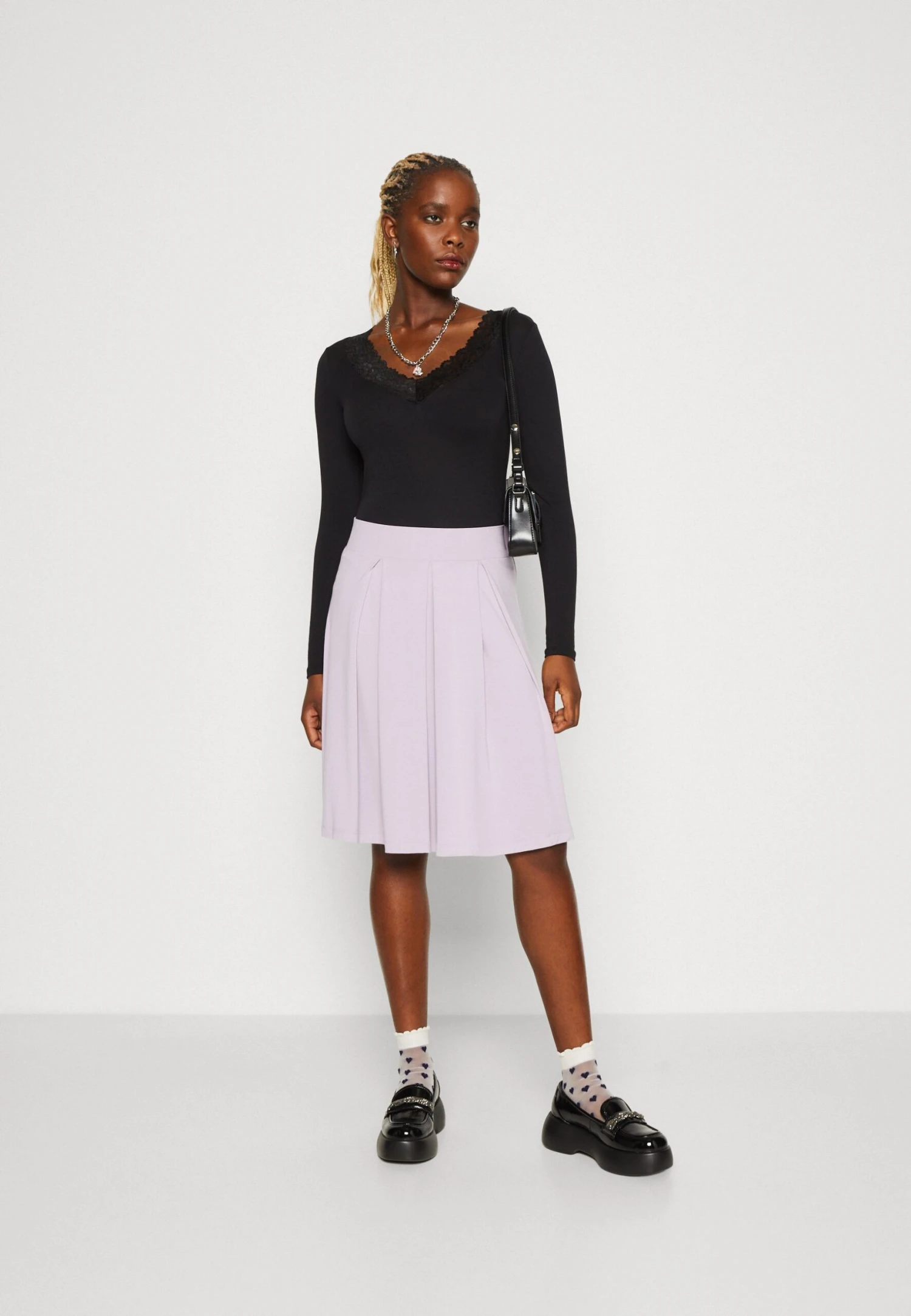 Wal G Summer Essentials Wendy Skater Skirt - Plooirok - Lavender Frost 2 Wal G Summer Essentials Wendy Skater Skirt - Plooirok - Lavender Frost - Afbeelding 2