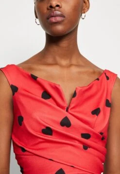 Wal G Valentines Heart Crop - Top - Red/Black -Wal G 324bac7556424af0ae5e0619de3959f4