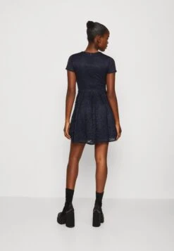 Wal G Leona Skater Dress - Cocktailjurk - Navy Blue -Wal G 3921106794904e4cabf8ab2d0cc2873e
