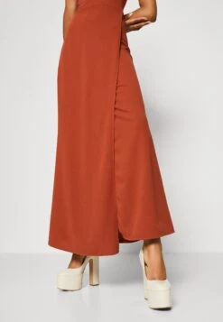 Wal G Jackie Strappy Maxi - Maxi-Jurk - Terracotta -Wal G 3d858fc63a9d490797bc9e0fa70fa988