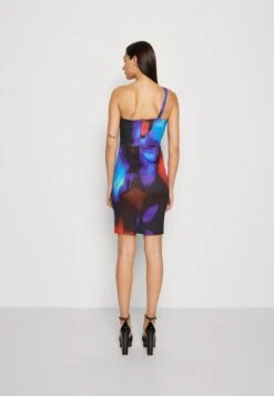 Wal G Vlera Strap Print Midi - Jerseyjurk - Mehrfarbig -Wal G 3da762ec8b614605bc5f678268a53417