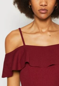 Wal G Revra Strappy Frill Skater - Cocktailjurk - Berry Wine -Wal G 483ae7dd4b614b7cbf2a02dfd4d13ff8