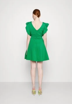 Wal G Haily Ruffle Skater - Cocktailjurk - Leaf Green -Wal G 5b3783a996644f8696e74ea4e4324e6b