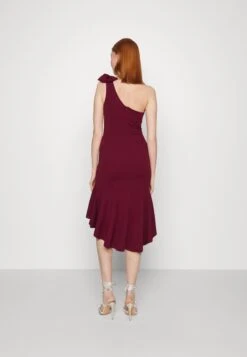 Wal G Indy Cross Neck Maxi - Jerseyjurk - Berry Wine -Wal G 6f12ce7007f7483398462a43d7661a5d