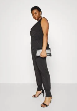 Brady V Neck- Jumpsuit - Black -Wal G 6f83f400226c41faaab3143b89b97cc0