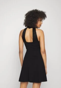 Wal G Bali Halter Neck Skater Dress - Jerseyjurk - Black -Wal G 7bc8ad322f3649228f161f2256d6c3dd