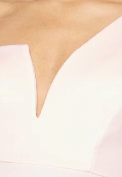 Wal G Wedding Gina Shoulder Maxi - Galajurk - Peach -Wal G 7de3151900074022871f852fcfc27876