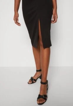 Wal G Cruise Midi Dress - Etui-Jurk - Black -Wal G 90f2919e08314800b6acab8fd2692fa5