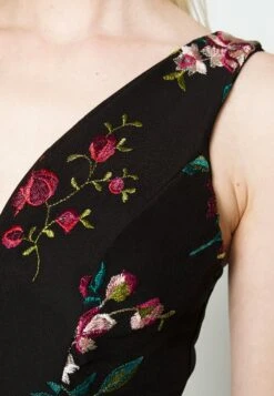 Embroidered V Neck Rose Midi - Jurk - Black Floral -Wal G 919b815aa7a04d6db25a574a27d6337d