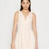 Wal G Wedding Lila V Neck Skater - Cocktailjurk - Peach