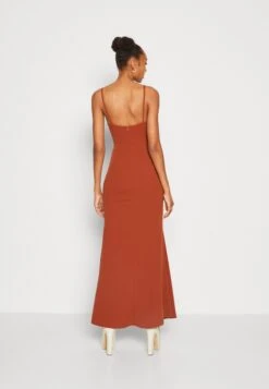 Wal G Jackie Strappy Maxi - Maxi-Jurk - Terracotta -Wal G 9cbb2a206fa5448fa20968b2148fc95c