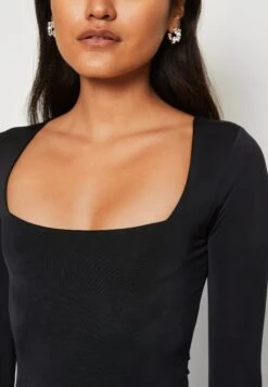 Wal G Mel Square Neck Midi - Cocktailjurk - Black 11 Wal G Mel Square Neck Midi - Cocktailjurk - Black -Wal G a5f9b77d0a3f4289bc0f52daa9e4018b