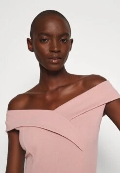 Nancy - Jumpsuit - Pink -Wal G a939b62c31944e508e7c2434264c1f08