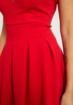 Eloise V Neck Skater Dress - Cocktailjurk - Red -Wal G ac6077746526485e851e7a10ee8e65c9