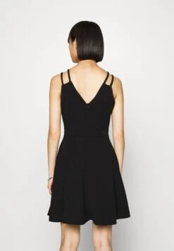 Wendy Buckle Skater - Cocktailjurk - Black -Wal G adf7be1b40bb405bba10a2db1f39e82b