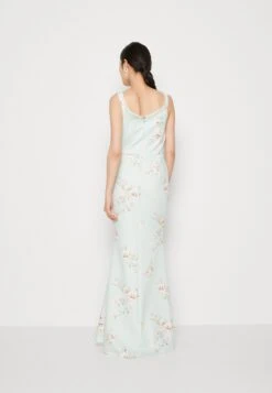Wal G Wedding Kai V Neck Print Maxi - Galajurk - Sage Green -Wal G b8f34cd381c94d1eba910724451bd5ec