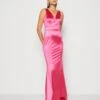 Wal G Nikita V Neck Maxi - Galajurk - Strawberry Pink