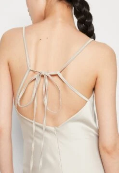 Wal G Wedding Juliette Gown - Galajurk - Champagne -Wal G cc5ce62f8c82407f86b47045000f214a