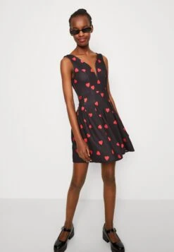 Wal G Valentines Elle Heart Skater - Jerseyjurk - Black/Red -Wal G d5c8940100c34fcd92dcdf21311fd6a0