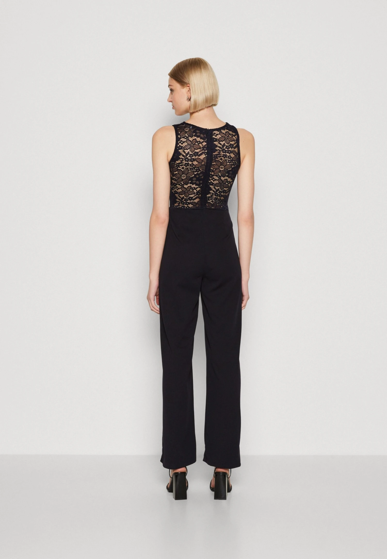 Wal G Lillian - Jumpsuit - Navy Blue 3 Wal G Lillian - Jumpsuit - Navy Blue - Afbeelding 3