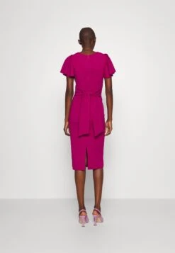 Tatiana Ruffle Sleeve Midi - Cocktailjurk - Raspberry -Wal G e5d8071066994b52a011671f8e692a56