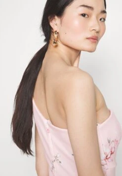 Wedding Gigi One Shoulder Print Maxi - Galajurk - Peach Print -Wal G ebfd879230ea41a6abcc0a87353ed520