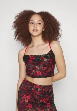 Wal G Peppy Floral Top - Blouse - Red/Black